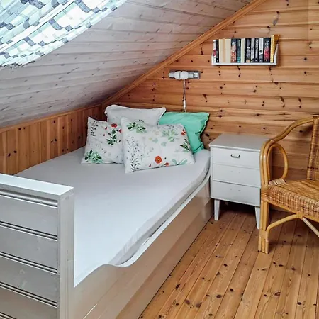 Cozy In With Wifi Semesterbostad Florø